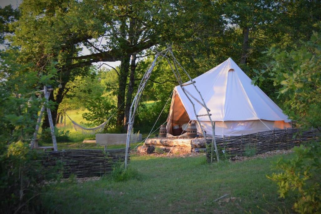 Le Haut Repaire Coubjours Habitación foto