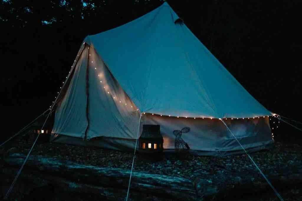 Le Haut Repaire Coubjours Habitación foto